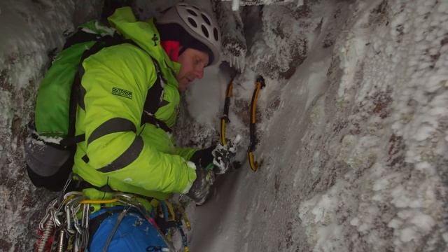 Winter skills 4.4: climbing and protecting steeper mixed ground смотреть онлайн