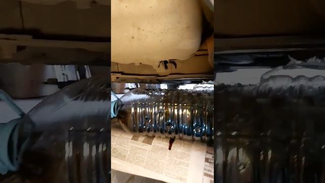 Меняем масло на пежо 408 смотреть онлайн