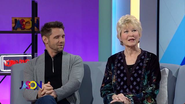 Dee Wallace & Danny Pintauro talk Crypticon смотреть онлайн