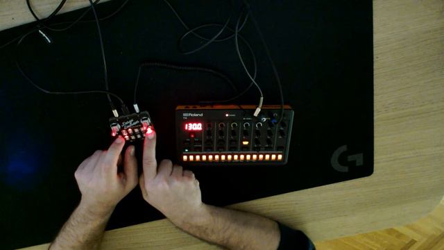 ACID² in the house (with Roland T-8 and ParipiDestroyer) смотреть онлайн