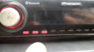 Магнитола Pioneer DEH-P55BT AUX на магнитоле пионер.