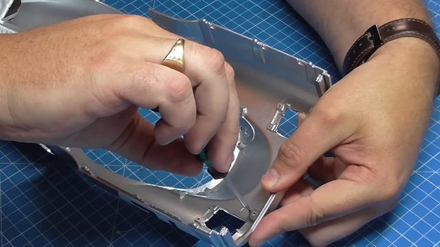 Build the 1:8 Scale Stirling Moss 1955 Mercedes W196R - Pack 12 - Part 1 - Completing the Vehicle смотреть онлайн