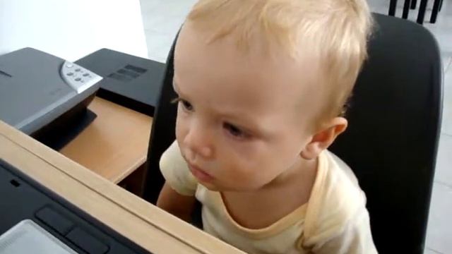 Gaëtan et les clins d'oeil MSN смотреть онлайн