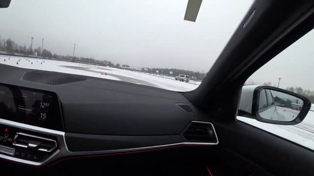 BMW Driving Experience. Тест драйв BMW X4 на полигоне в Сорочанах. Центр водительского мастерства.