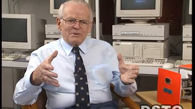 DST | Dr David Warren interview смотреть онлайн