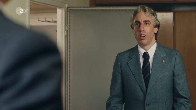 Sketch-History Folge 15 vom 06.10.2017 смотреть онлайн