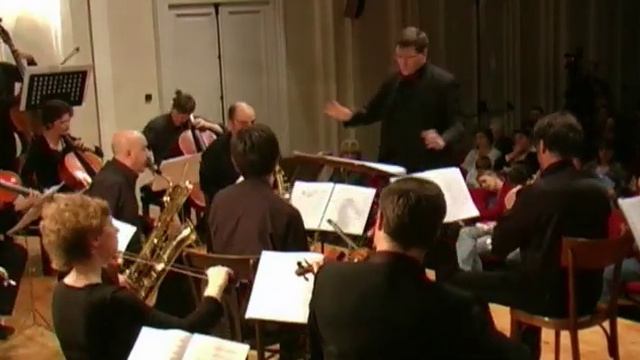 Giancarlo Guarino conductor: Pierre Max Dubois Concertino for 4 Sax and Orchestra Spirituoso смотреть онлайн