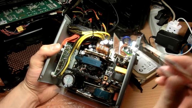Обзор: Corsair Tx650