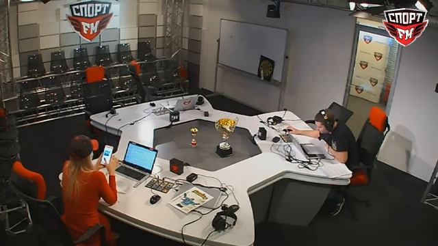 100% Хоккея 10.01.2017. Тема - буллиты в хоккее смотреть онлайн