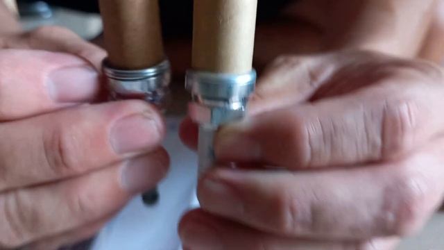 NGK LASER IRIDIUM ORIGINAL AND FAKE #ngk #iridium #sparkplug #busi #original #genuine #fake