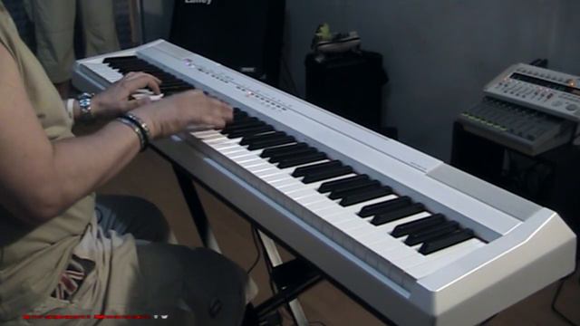 Yamaha P-105 - Exploring Other Voices & Demo Layer by Andrea Girbaudo смотреть онлайн