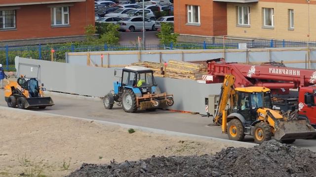 Грузовые автомобили и Строительная техника.