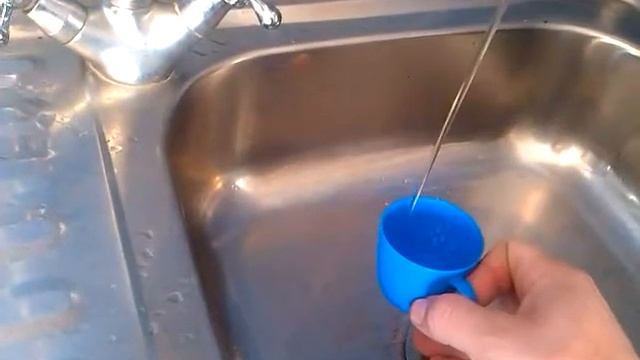 Чашка, которую не возможно наполнить смотреть онлайн