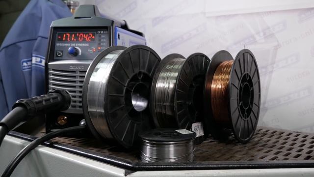 Сварка без брызг. Полуавтоматы SPEEDWAY Synergic от AURORA смотреть онлайн