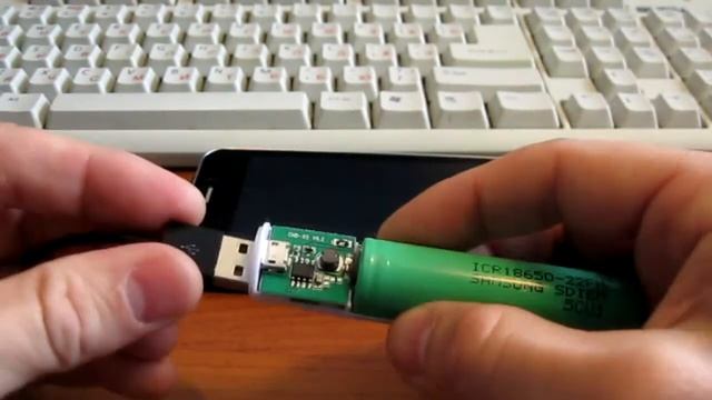 Самый дешёвый Power Bank на одной батарее 18650 смотреть онлайн