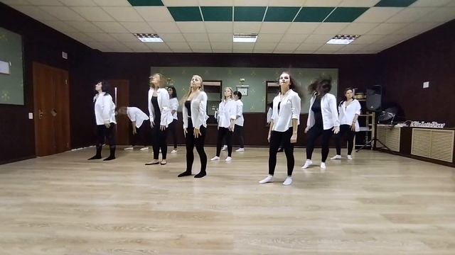 Bachata Lady Style (30.09.2022) смотреть онлайн