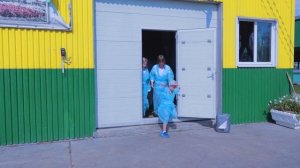 Света и Богдан 24 часа на ферме! Мама устроила челлендж