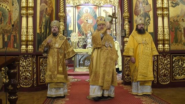 Новогодний молебен в Вознесенском соборе Алматы смотреть онлайн