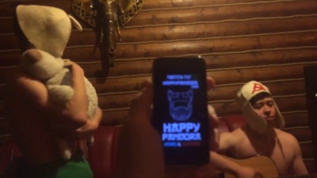 Расслабляющие песни, под гитарку в приятной атмосфере:3