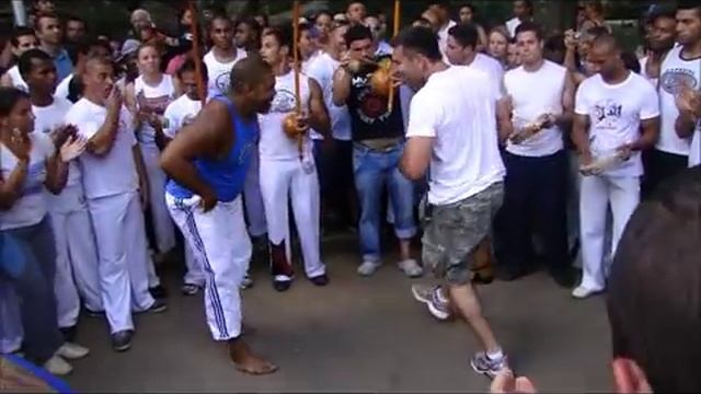 CAPOEIRA DENDÊ MARUÔ. смотреть онлайн
