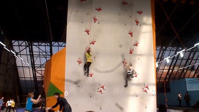 Первенство по СПб 2018 по скалолазанию среди девушек 2003-2004 смотреть онлайн