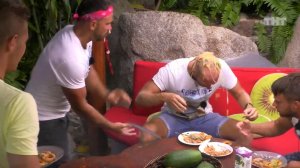 Дом-2: Анташвили одел тарелку с едой на голову Сороке