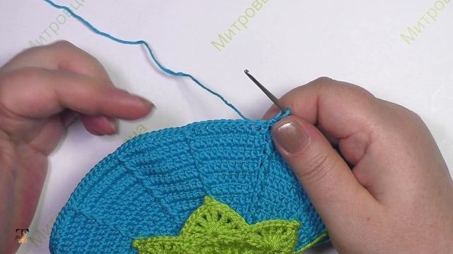 Летняя шапочка-колокольчик  крючком