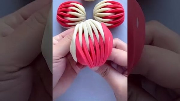 The method of making dumplings and cakes with dough mud Part1