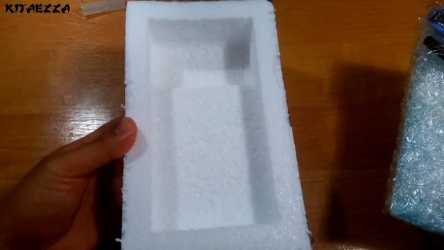 Распаковка дисплея Honor 4C и антивибрационных подставок с AliExpress смотреть онлайн