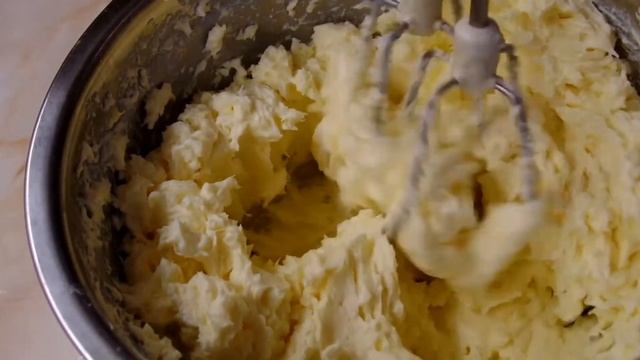 Крем со сгущенкой и сливочным маслом смотреть онлайн