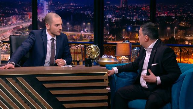 Шоуто на Николаос Цитиридис: Chef Емил Минев: Перфектната закуска е баница, приготвена от баба ми смотреть онлайн