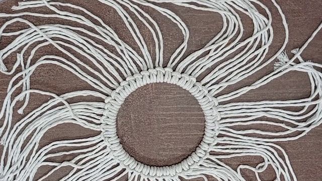 TUTORIAL MACRAME - GUIRLANDA, MANDALA, ESPELHO DE MACRAMÊ смотреть онлайн