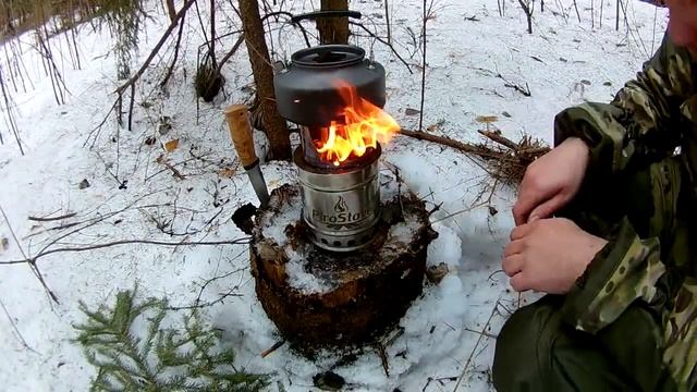 Поход в лес с печкой-щепочницей PiroStove \ Выкинул свою старую щепочницу смотреть онлайн