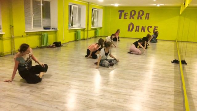Техническая комбинация | Contemporary Dance | TeRRa Dance Centre смотреть онлайн