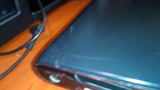 Sony Vaio SVE151J11V не включається