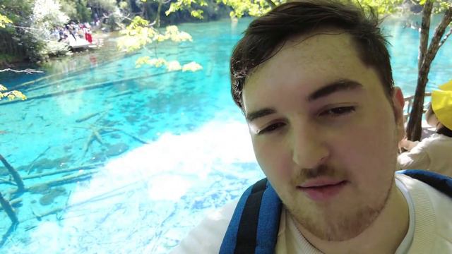 Genshin Impact in Real Life [VLOG 01] Huanglong | Jiuzhaigou, China смотреть онлайн