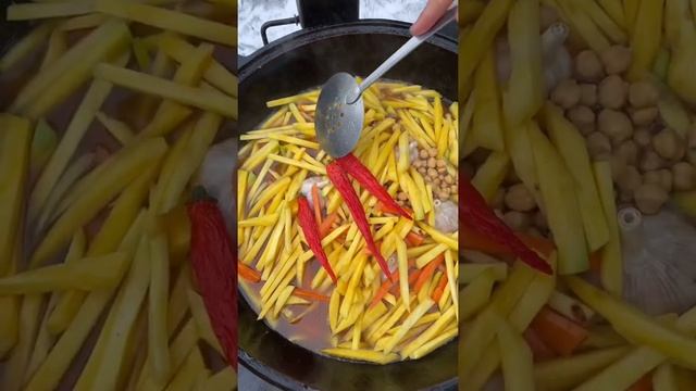Праздничный плов с перепёлками и финиками #jeanplove #плов #вкусно смотреть онлайн