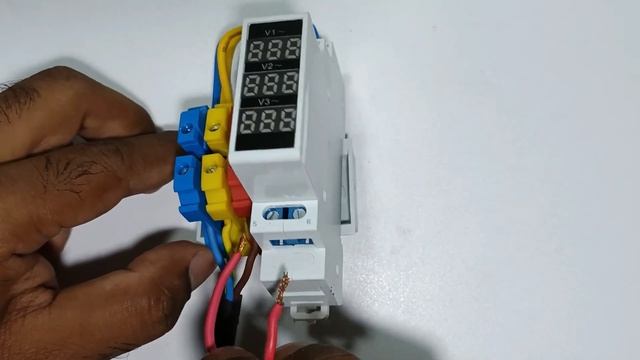 Three Phase Voltmeter Connection to Measure Phase to Phase and Phase to Neutral Voltage смотреть онлайн
