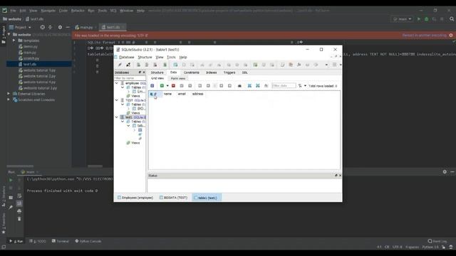 Flask tutorial 4# - create a sqlite database in python-part1 смотреть онлайн