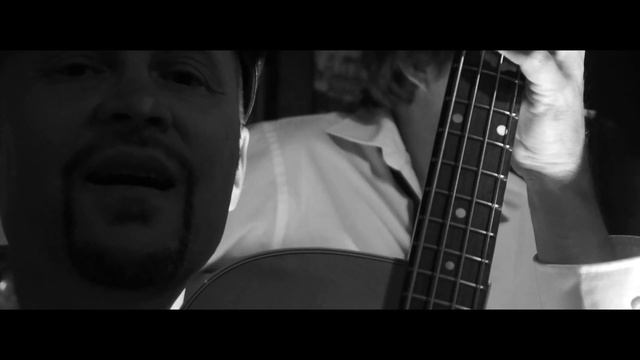 Love me, love me - Fat Cat R&B Band смотреть онлайн