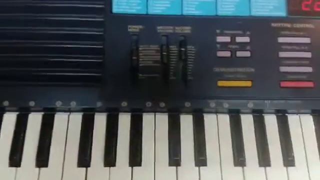 Yamaha PSS-26 смотреть онлайн