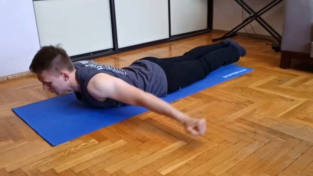 Как накачать спину без оборудования? Топ упражнений для спины в домашних условиях!