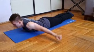 Как накачать спину без оборудования? Топ упражнений для спины в домашних условиях!