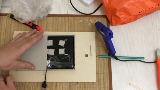 Сделали рекламный щит!!! Современные технологии!!! На площади будет показывать телевизор!!! смотреть онлайн