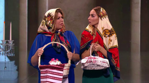 Камеди Вумен - Рублёвские жёны в церкви 2