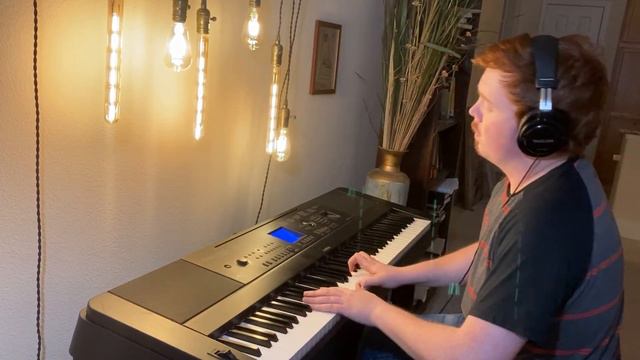 SPACE ODDITY- Piano Cover (2022)- David Bowie смотреть онлайн