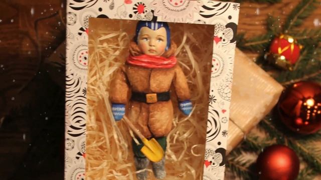 ватная ёлочная игрушка Мальчик с лопаткой. смотреть онлайн