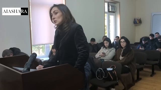 Суд по делу о тройном убийстве на Набережной Махаджиров в Сухуме смотреть онлайн