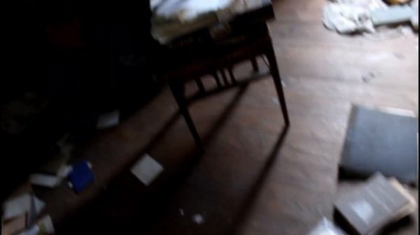 Exploring an Abandoned Mansion in Middle of Nowhere