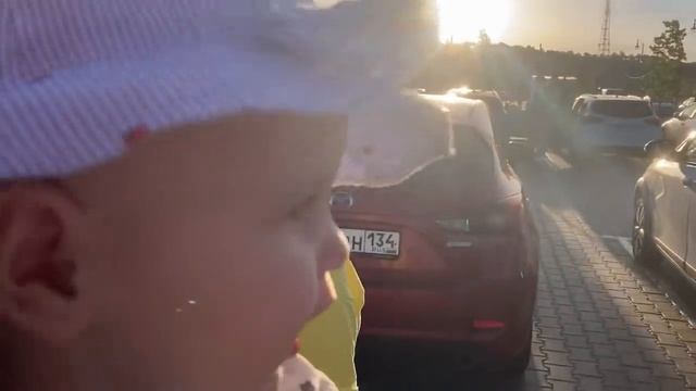 9. Переезд с маленьким ребёнком. Шоппимся с Димой. В гости к крестной. смотреть онлайн